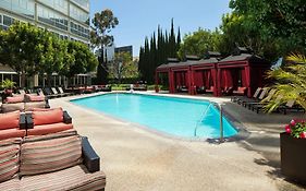 Sheraton Gateway 4*